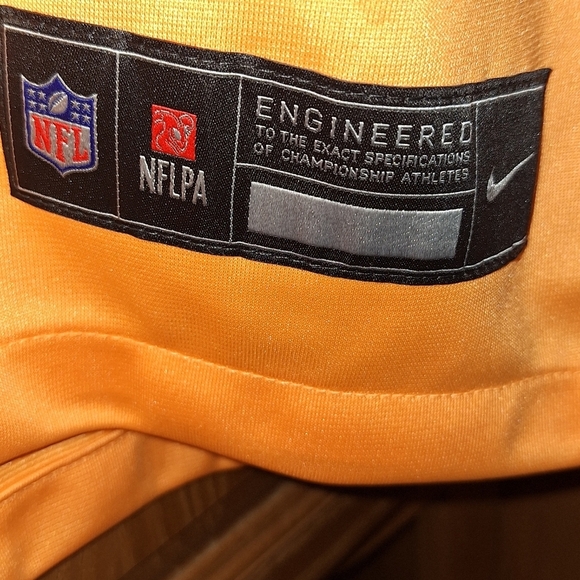 A Nike official NFL Tampa Bay Buccaneers Kyle Trask #2 Jersey in a 2XL. NWT - Picture 2 of 15